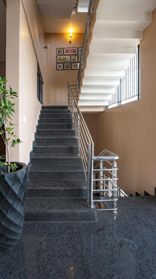 Royal Tusker Luxury Service Apartments Mysore Ngoại thất bức ảnh